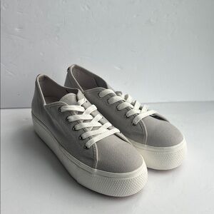 Steve Madden Elore women's platform gray sneakers, size 8 >